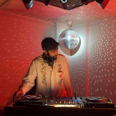 Akshay performing as a DJ