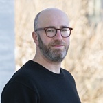 Portrait of photo of daniel hochbaum