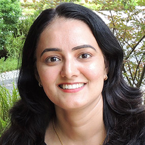 Portrait of photo of Sharma Pushpa