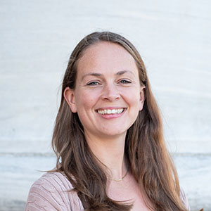 Portrait of photo of hannah farnsworth